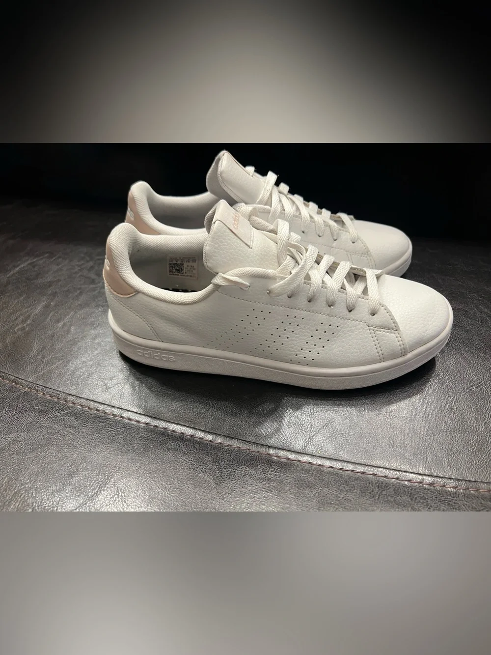 Adidas Advantage Clean Sneaker - Women's Size US 7.5 / UK 6 - Cloud White
